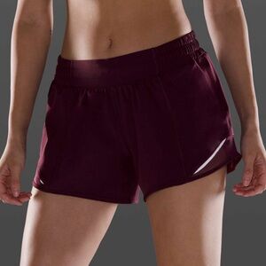 Lululemon Hotty Hot Shorts 4”